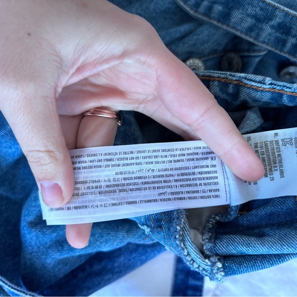 Abercrombie & Fitch Blue High-Waisted Shorts - Picture 4 of 5